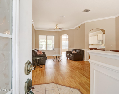 1015 Mystic Harbor Drive - Photo Thumbnail 4