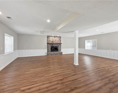 5949 James Road - Photo Thumbnail 23