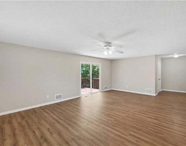 5949 James Road - Photo Thumbnail 26