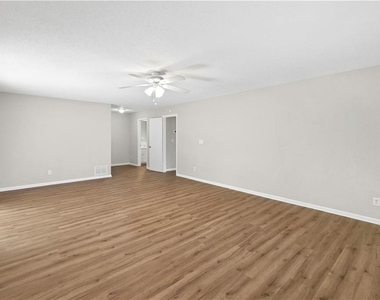 5949 James Road - Photo Thumbnail 25