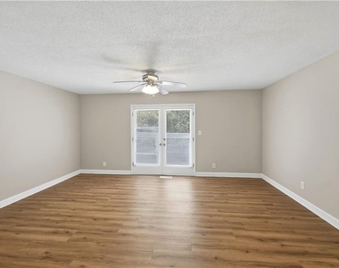 5949 James Road - Photo Thumbnail 10