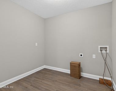 2580 Cold Stream Lane - Photo Thumbnail 36