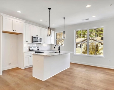 199 Riverstone Commons Circle - Photo Thumbnail 2