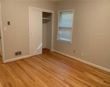 1203 Biltmore Drive Ne - Photo Thumbnail 14