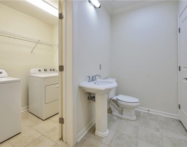 2950 Mount Wilkinson Parkway Se - Photo Thumbnail 2