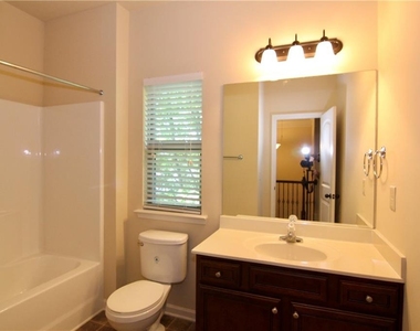 1660 Jardin Court - Photo Thumbnail 19