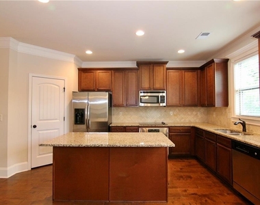 1660 Jardin Court - Photo Thumbnail 10