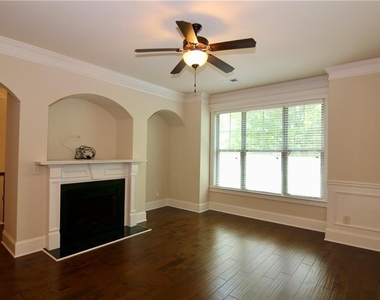 1660 Jardin Court - Photo Thumbnail 3