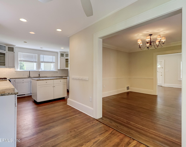 3684 Pine Street - Photo Thumbnail 14