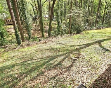 2833 Rockcliff Road Se - Photo Thumbnail 17