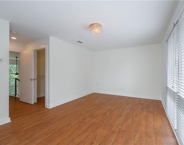 1338 Rietveld Row Nw - Photo Thumbnail 12
