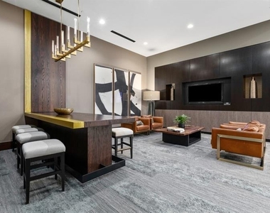 855 Peachtree Street Ne - Photo Thumbnail 4