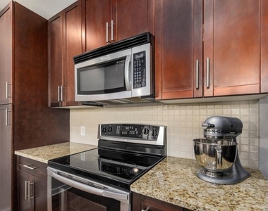 855 Peachtree Street Ne - Photo Thumbnail 16