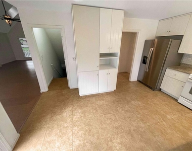 1454 Hembree Station Drive - Photo Thumbnail 7