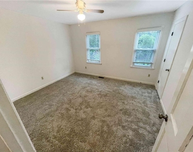 1454 Hembree Station Drive - Photo Thumbnail 25