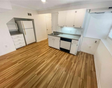1454 Hembree Station Drive - Photo Thumbnail 31