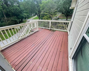 1454 Hembree Station Drive - Photo Thumbnail 37