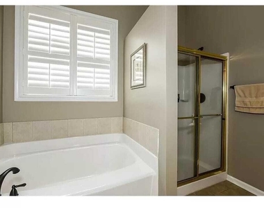 2479 Sandstone Place - Photo Thumbnail 9
