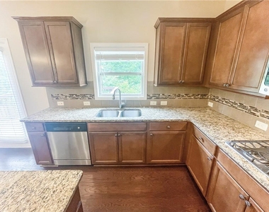 5840 Zelkova Drive - Photo Thumbnail 20