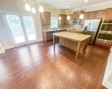 5840 Zelkova Drive - Photo Thumbnail 17