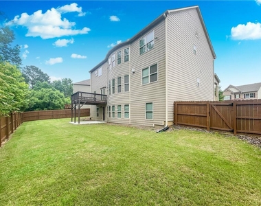 5840 Zelkova Drive - Photo Thumbnail 54