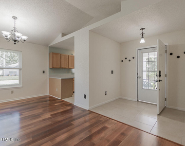 2645 Cobblestone Forest Drive - Photo Thumbnail 7