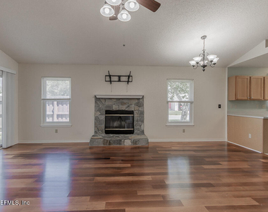 2645 Cobblestone Forest Drive - Photo Thumbnail 10
