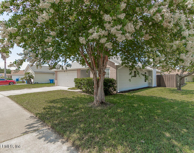 2645 Cobblestone Forest Drive - Photo Thumbnail 37