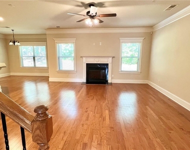 590 Summerstone Lane - Photo Thumbnail 3