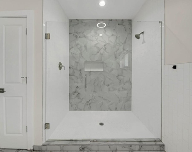 1442 Mercer Ave - Photo Thumbnail 19