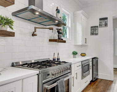 1442 Mercer Ave - Photo Thumbnail 9