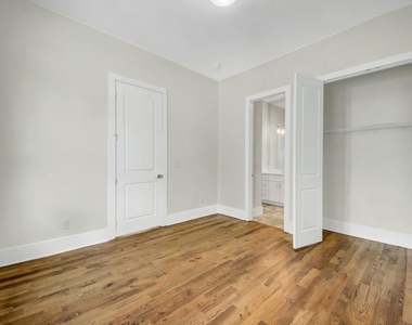 1442 Mercer Ave - Photo Thumbnail 24