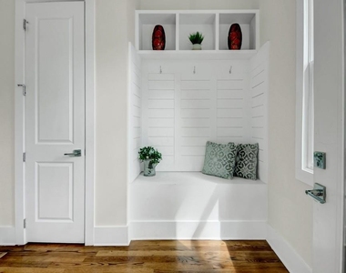 1442 Mercer Ave - Photo Thumbnail 13