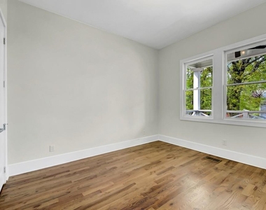1442 Mercer Ave - Photo Thumbnail 23