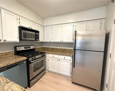 4100 Riverlook Parkway Se - Photo Thumbnail 4