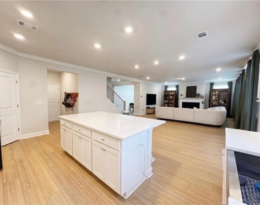 830 Elderberry Court - Photo Thumbnail 6