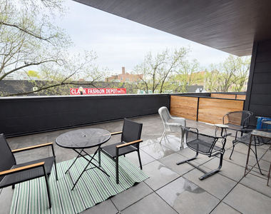 4513 N Clark Street - Photo Thumbnail 6