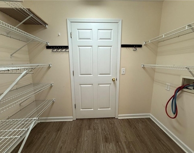 683 Grant Street - Photo Thumbnail 13