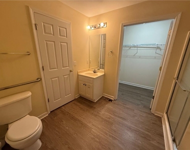 683 Grant Street - Photo Thumbnail 5
