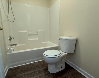 683 Grant Street - Photo Thumbnail 11