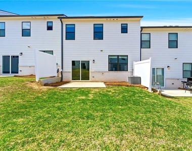1905 Westwind Street - Photo Thumbnail 21