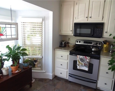 410 Forestgate Court - Photo Thumbnail 1