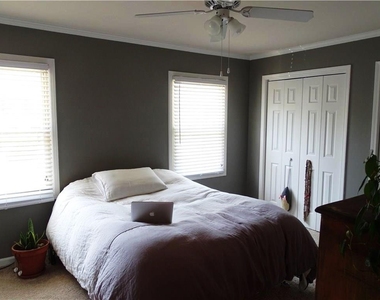 410 Forestgate Court - Photo Thumbnail 14