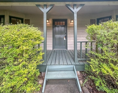 2491 Annandale Drive - Photo Thumbnail 37