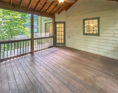 2491 Annandale Drive - Photo Thumbnail 40