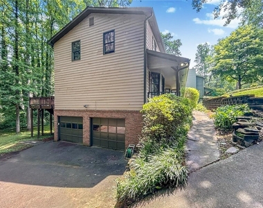 2491 Annandale Drive - Photo Thumbnail 35