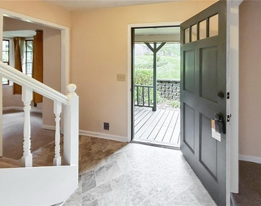 2491 Annandale Drive - Photo Thumbnail 38