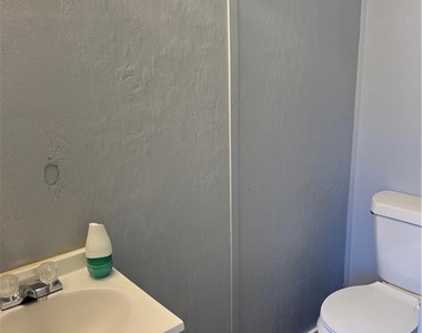 330 Georgianna Street - Photo Thumbnail 10