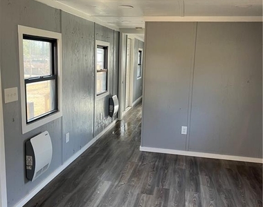 330 Georgianna Street - Photo Thumbnail 8
