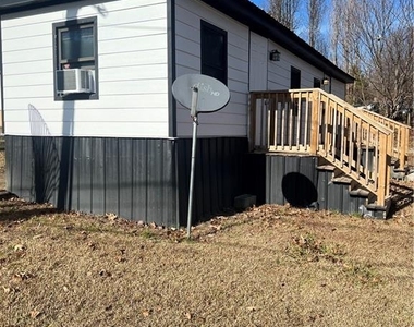 330 Georgianna Street - Photo Thumbnail 1